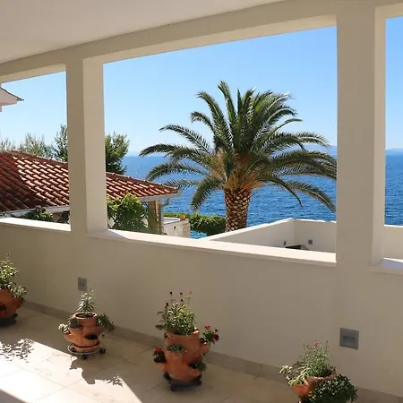 Marco Apartment *