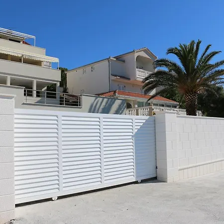 Apartment Marco Trogir